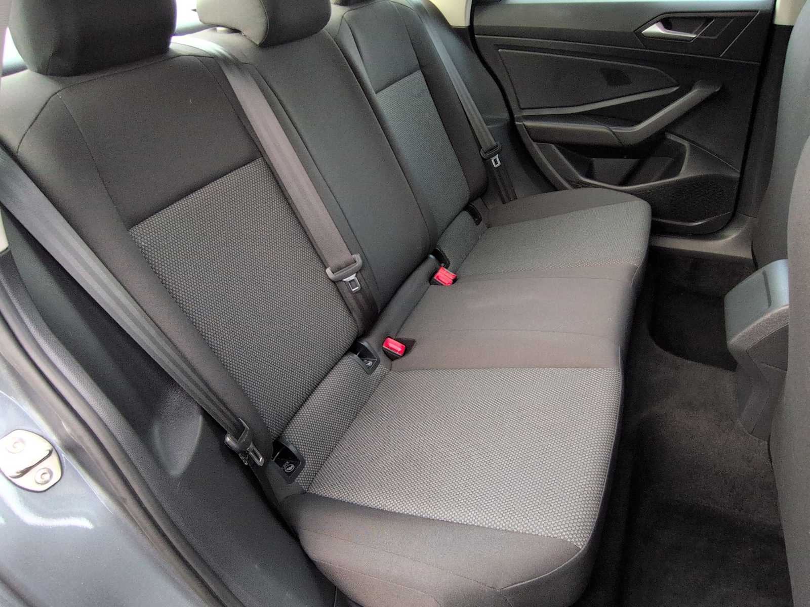 Thumbnail: 2019 Volkswagen Jetta - 20