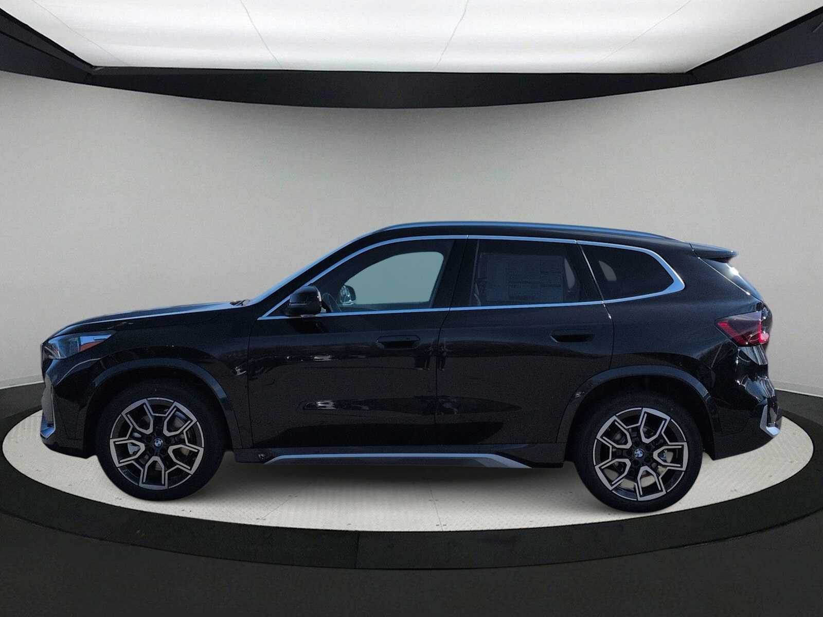 Thumbnail: 2026 BMW X1 - 5