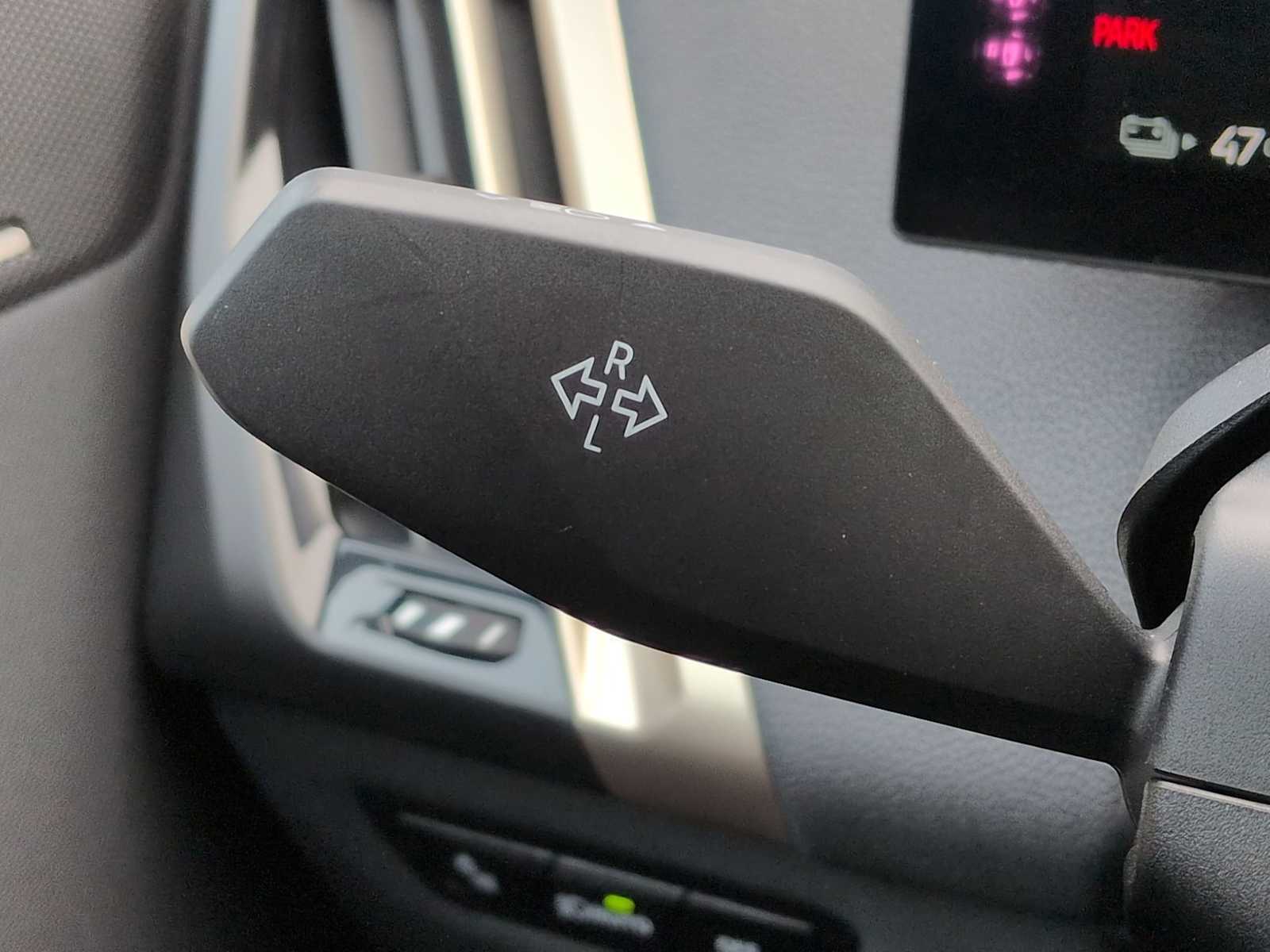 Thumbnail: 2023 BMW iX - 25