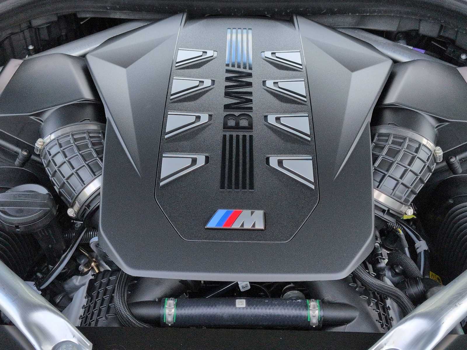 Thumbnail: 2027 BMW X7 - 15