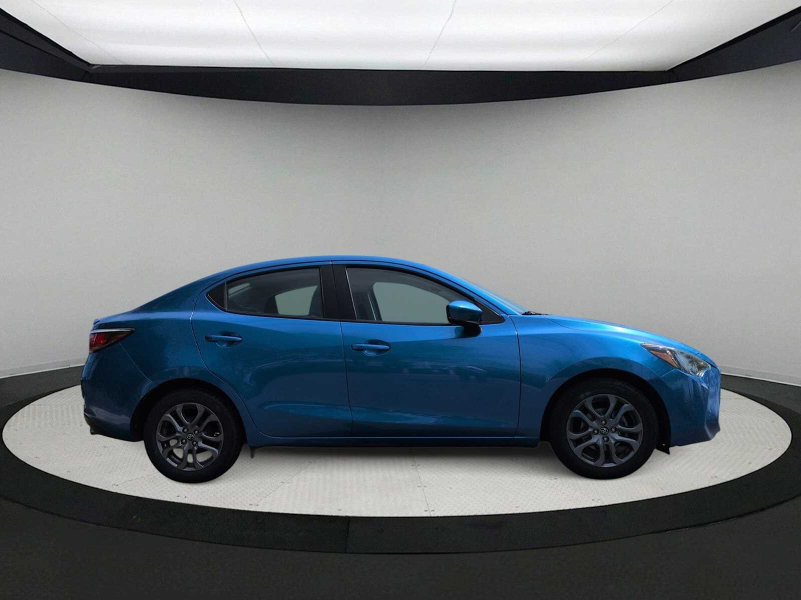 Thumbnail: 2019 Toyota Yaris - 9