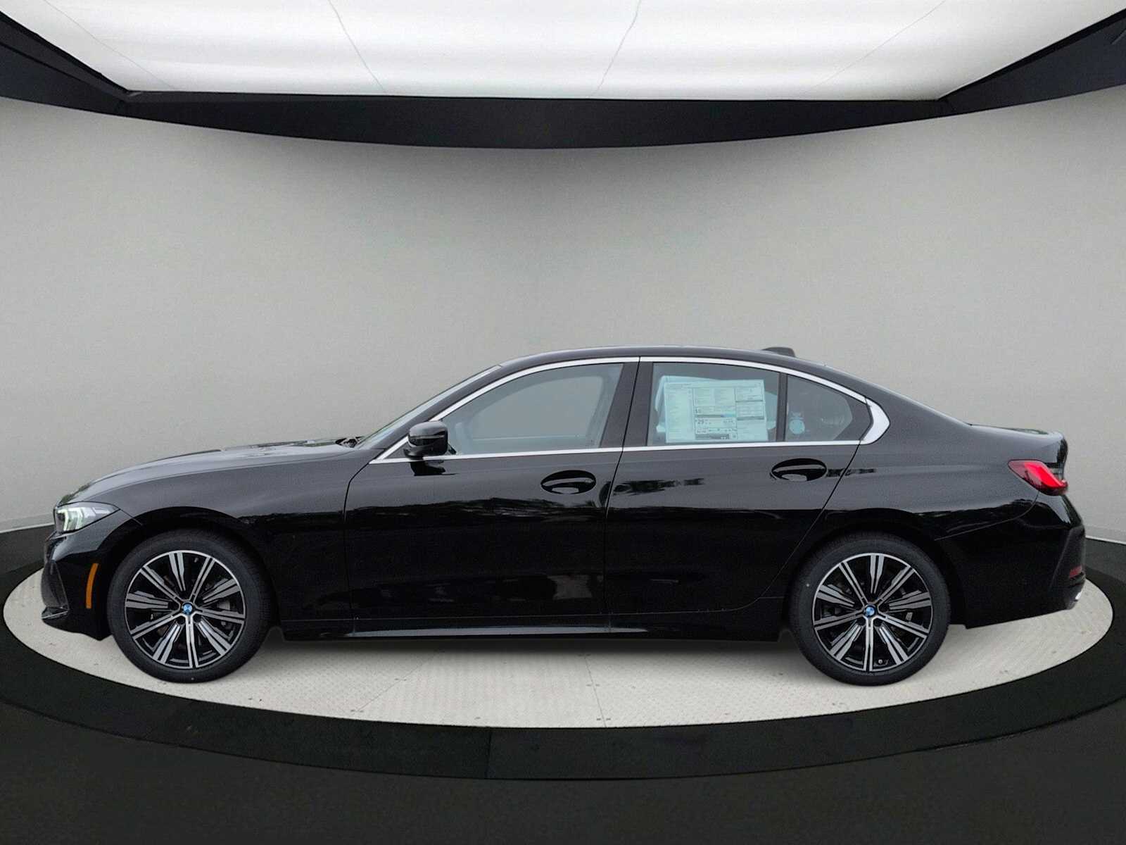 Thumbnail: 2026 BMW 3 Series - 5