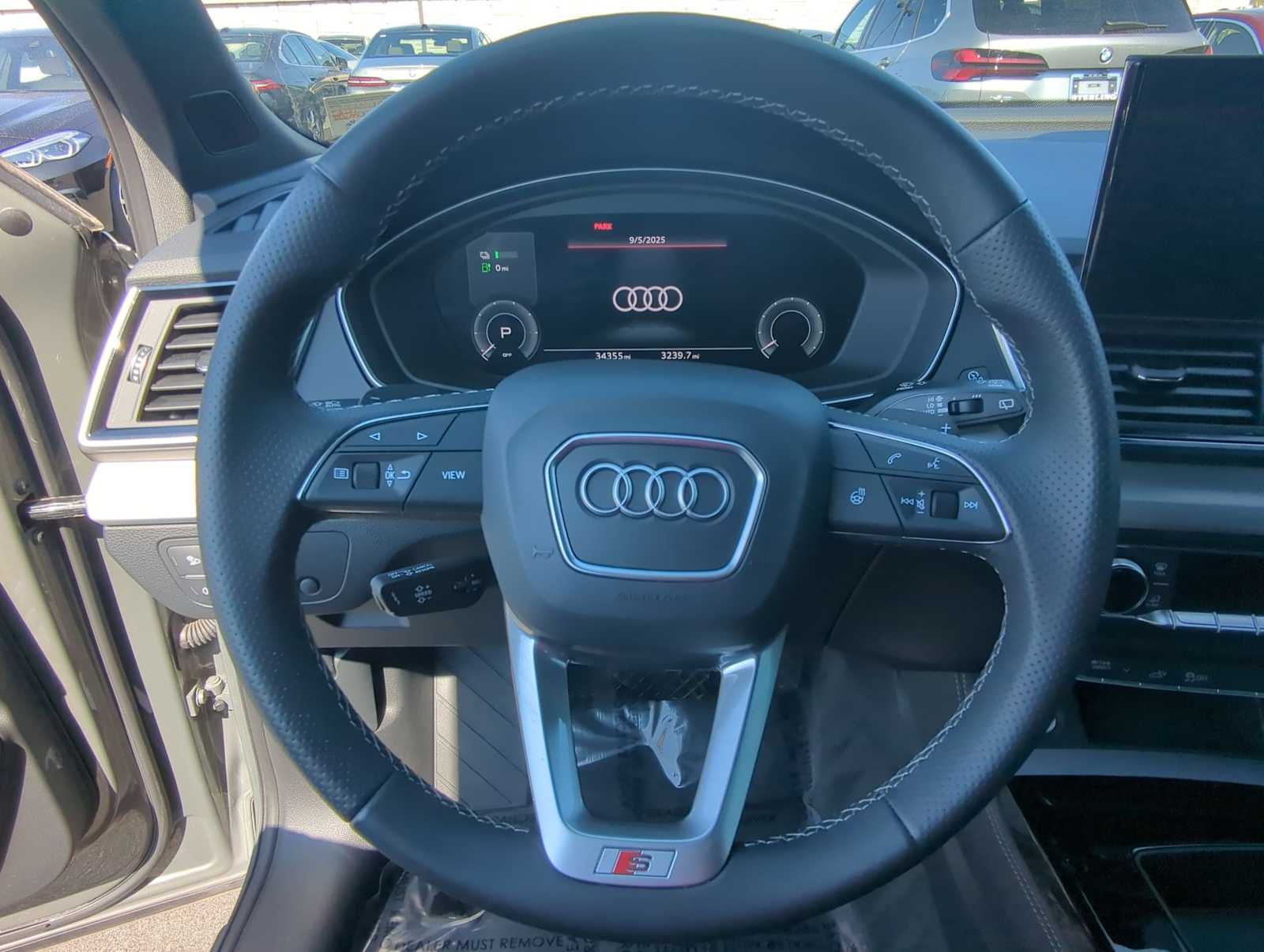 Thumbnail: 2023 Audi Q5 - 23