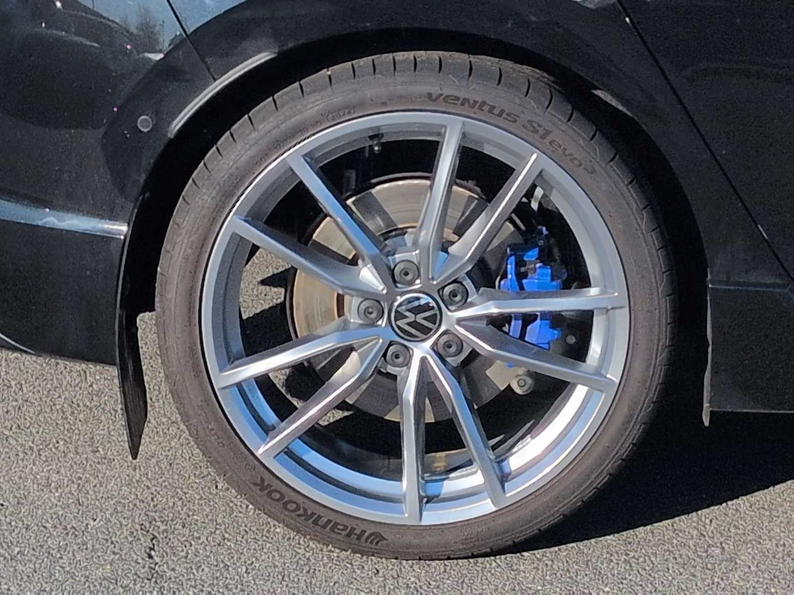 Thumbnail: 2024 Volkswagen Golf - 12