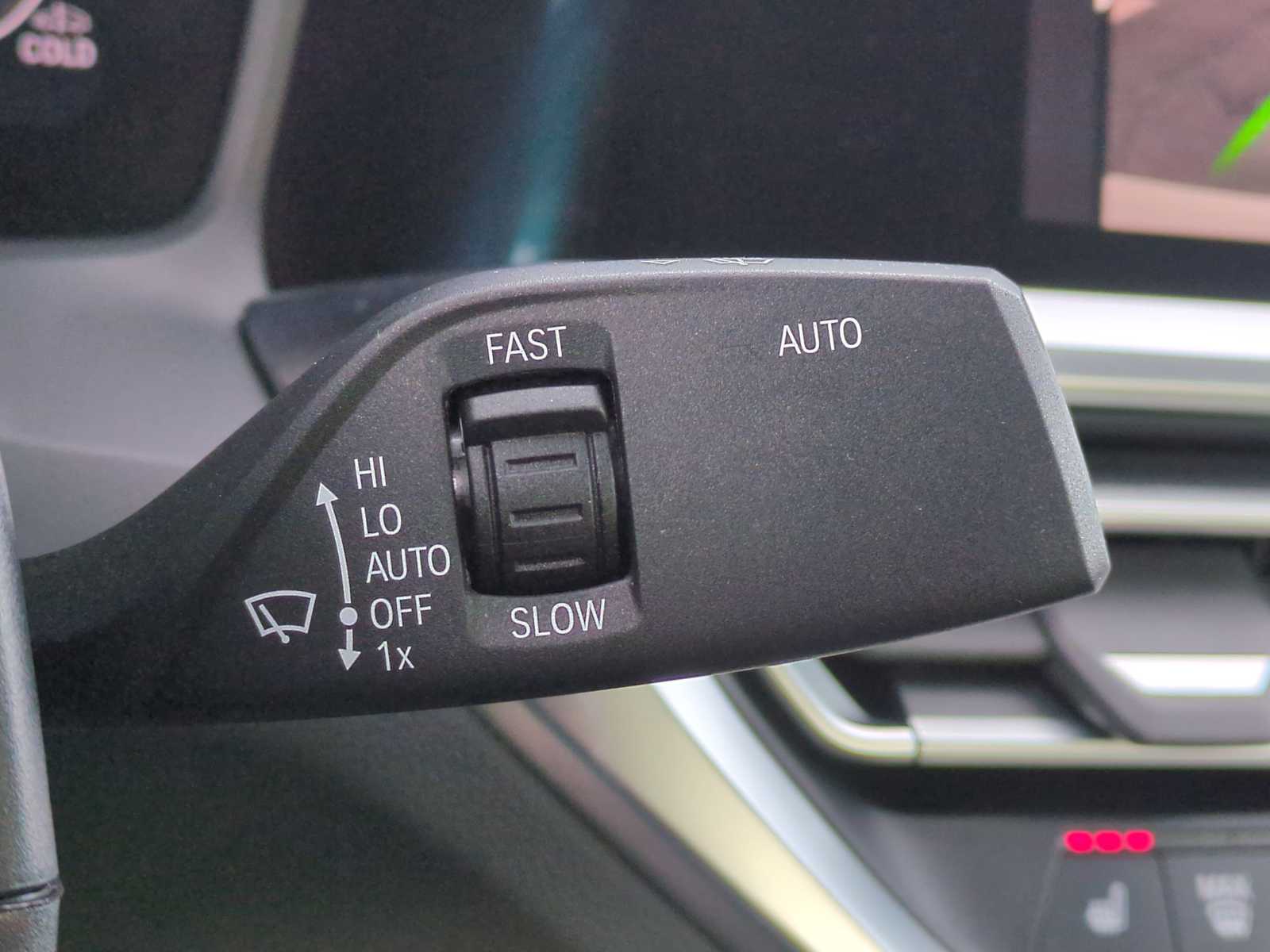 Thumbnail: 2022 BMW 3 Series - 28