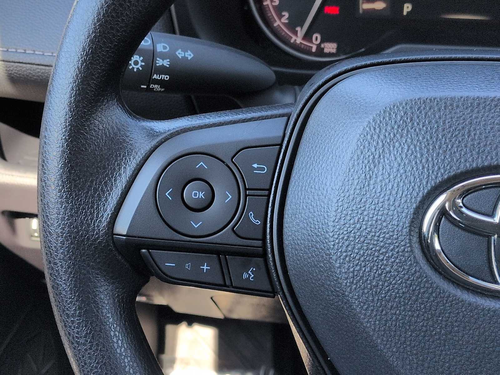 Thumbnail: 2025 Toyota RAV4 - 24