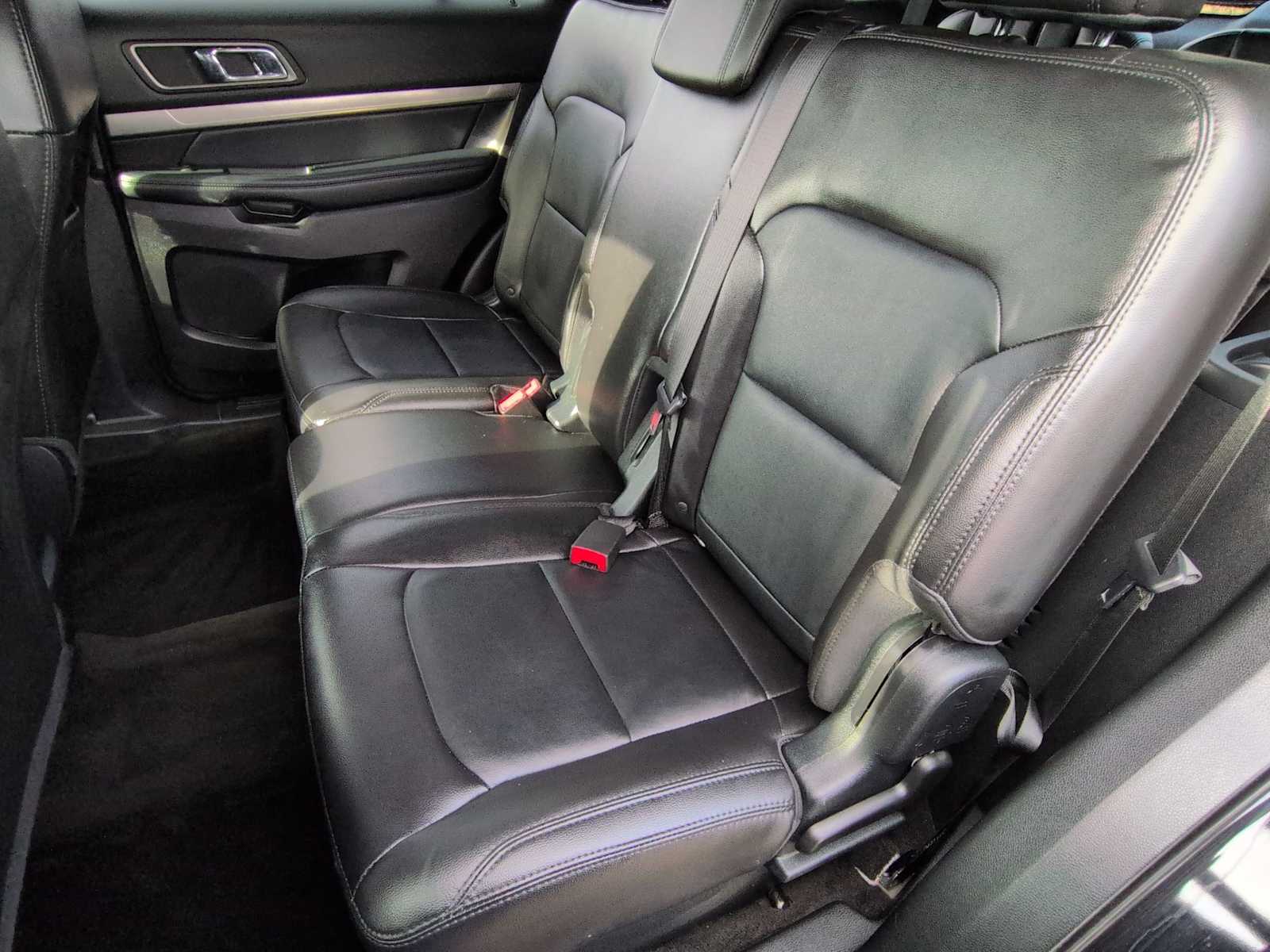 Thumbnail: 2018 Ford Explorer - 20