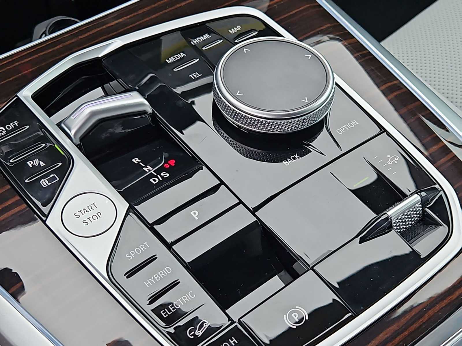 Thumbnail: 2026 BMW X5 - 30