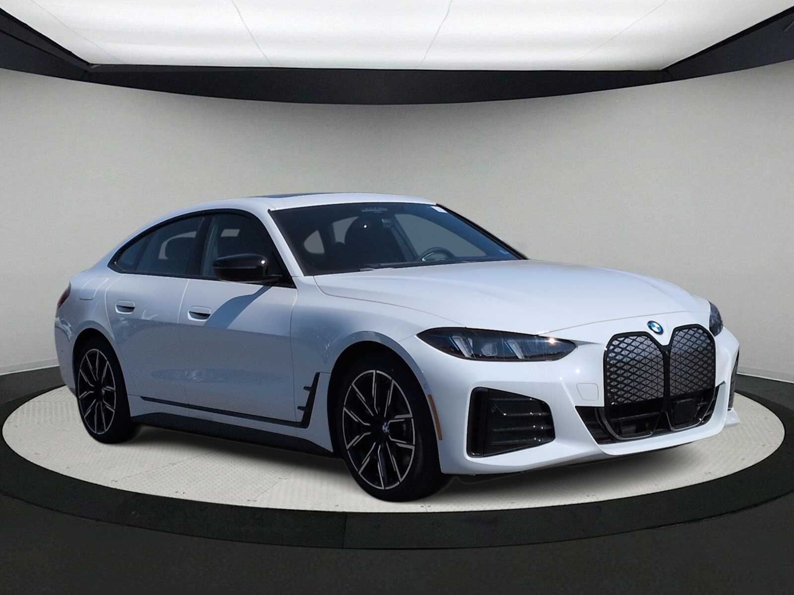 Thumbnail: 2026 BMW i4 - 2