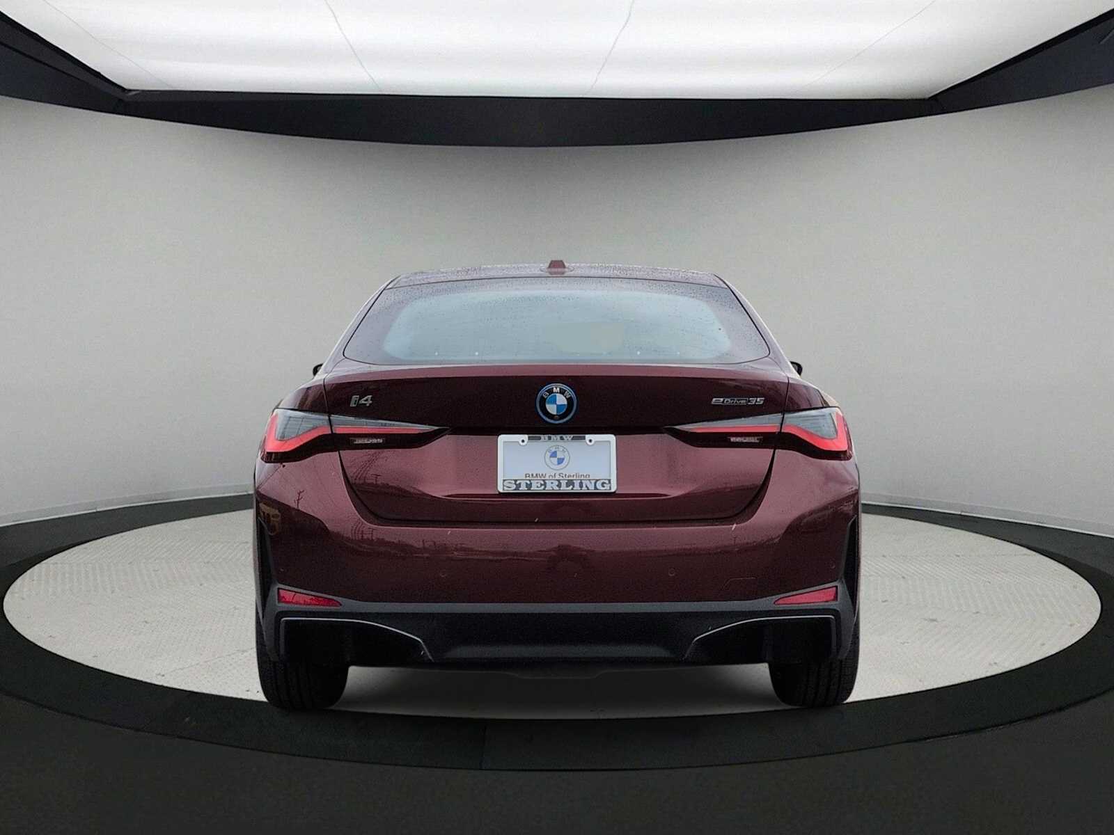 Thumbnail: 2023 BMW i4 - 7