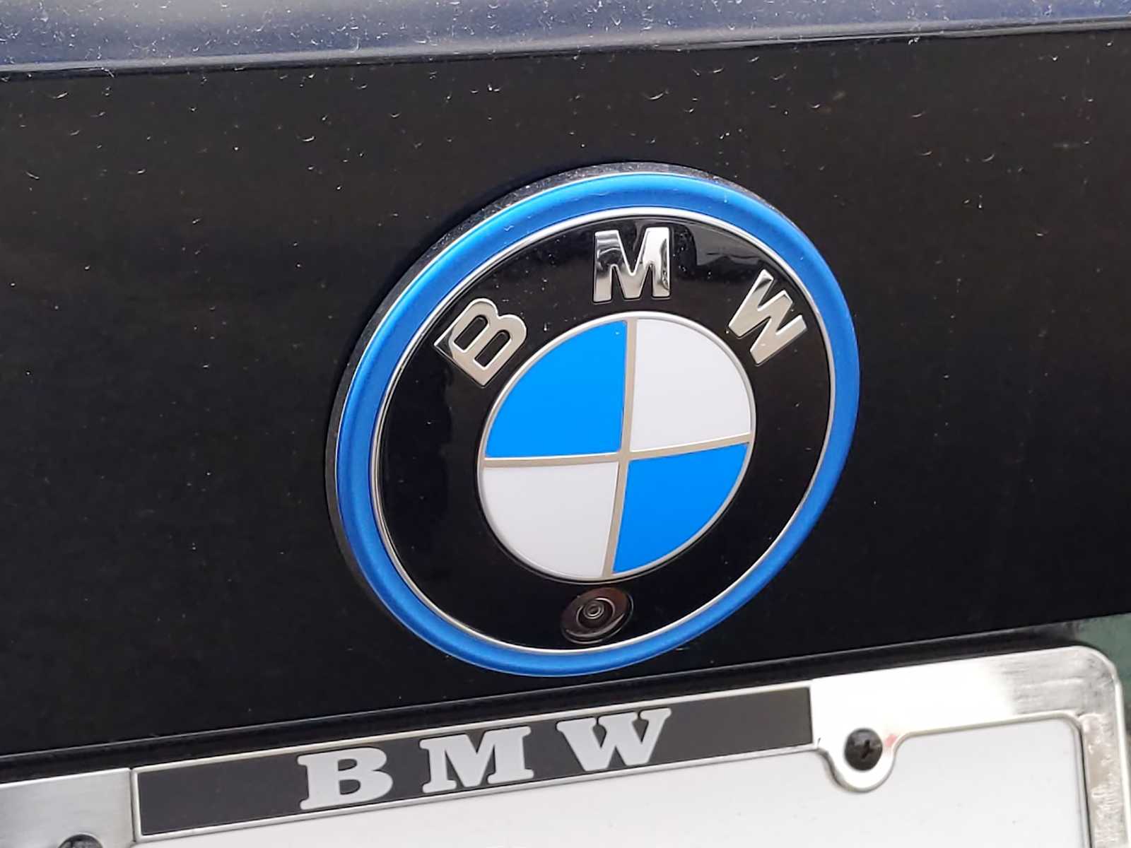 Thumbnail: 2025 BMW i4 - 11