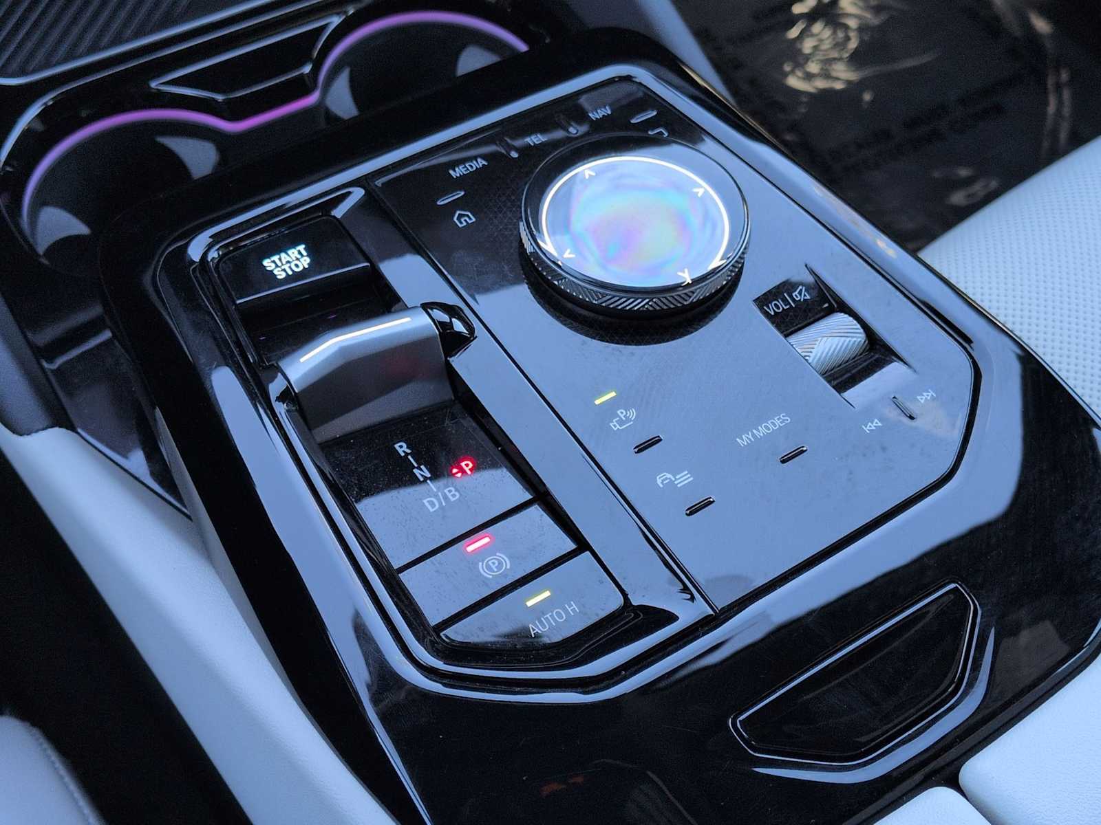 Thumbnail: 2025 BMW i5 - 35