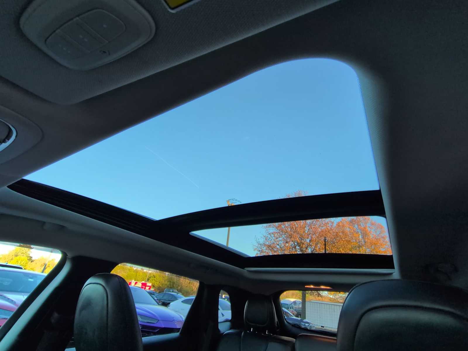 Thumbnail: 2016 Jeep Cherokee - 20