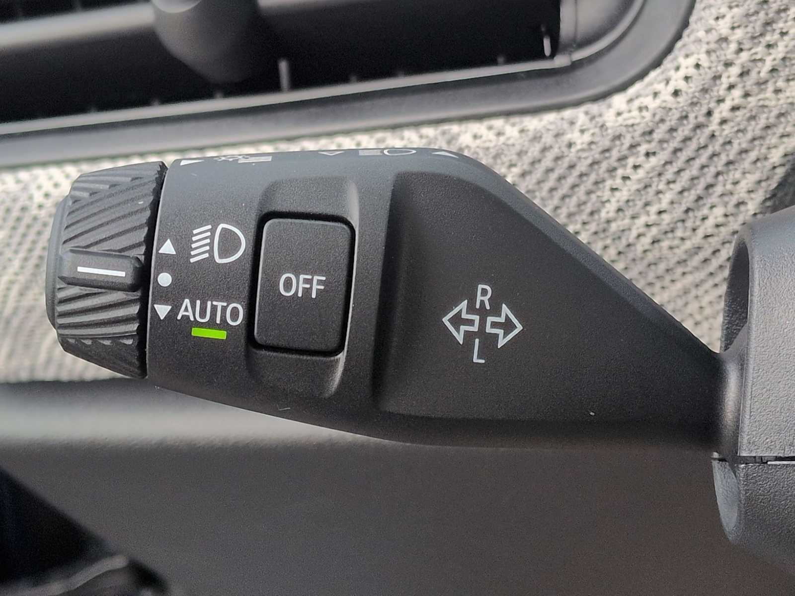 Thumbnail: 2025 MINI Cooper Hardtop - 29