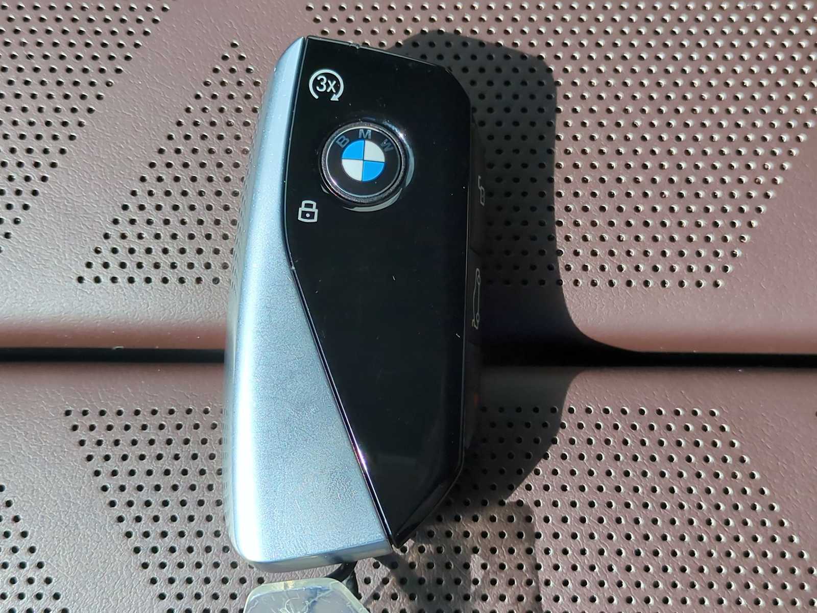 Thumbnail: 2024 BMW i7 - 36