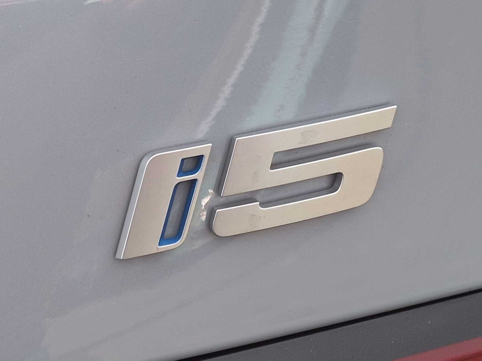 Thumbnail: 2025 BMW i5 - 13