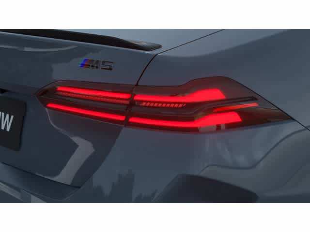 Thumbnail: 2026 BMW M5 - 8