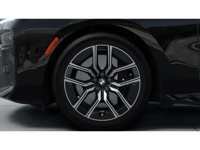 Thumbnail: 2026 BMW 7 Series - 7