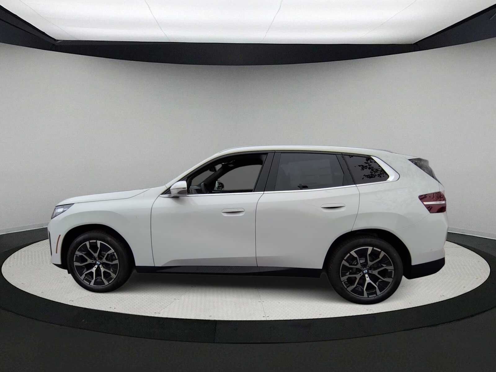 Thumbnail: 2026 BMW X3 - 4