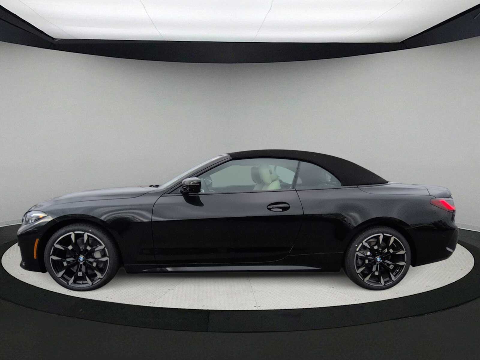 Thumbnail: 2026 BMW 4 Series - 5