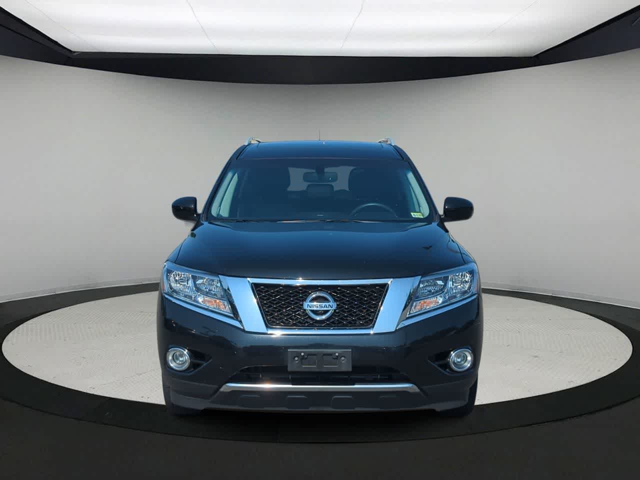 Thumbnail: 2016 Nissan Pathfinder - 3