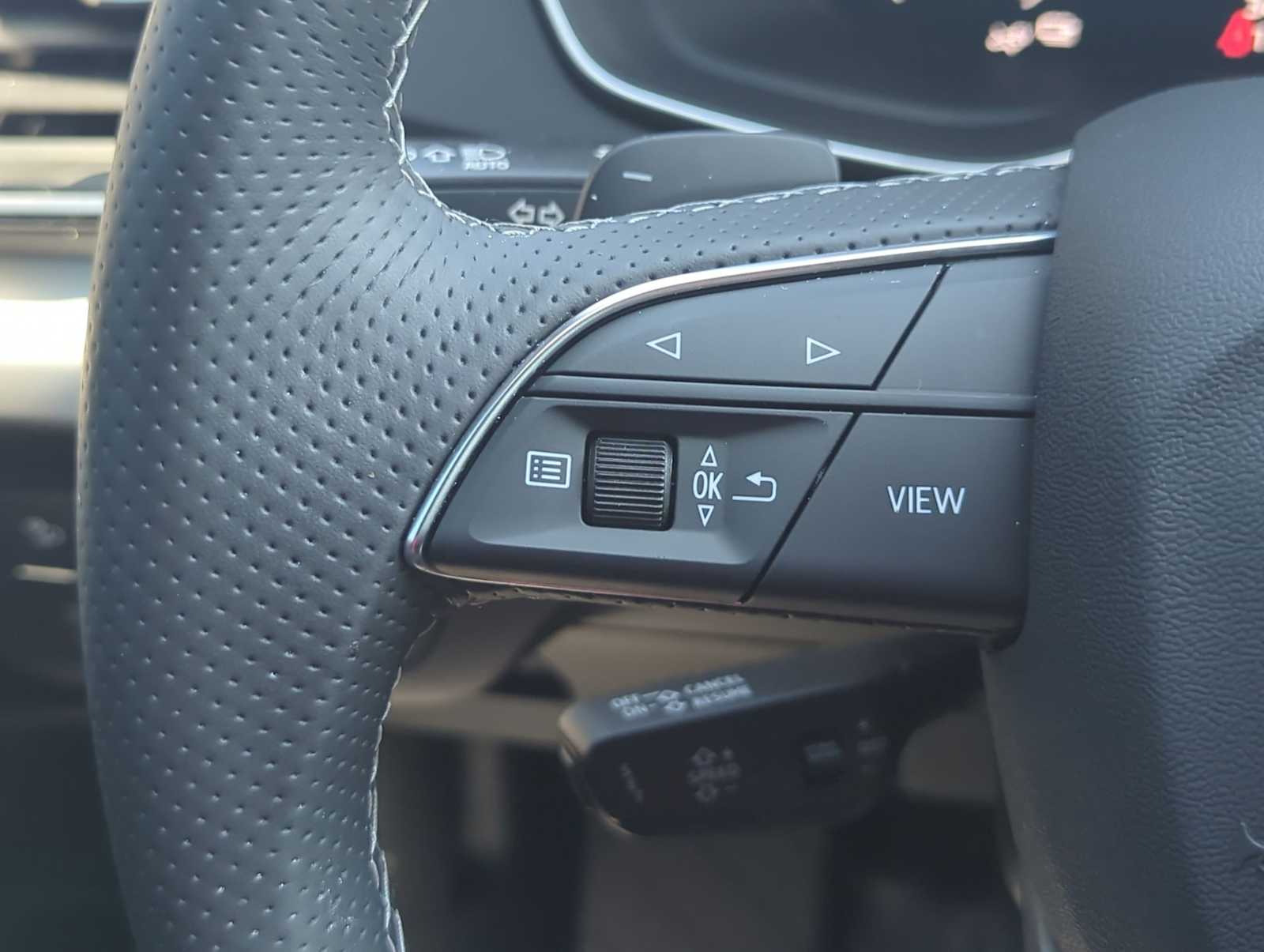 Thumbnail: 2023 Audi Q5 - 24