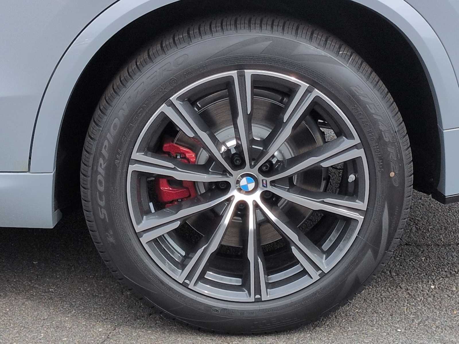 Thumbnail: 2026 BMW X5 - 14