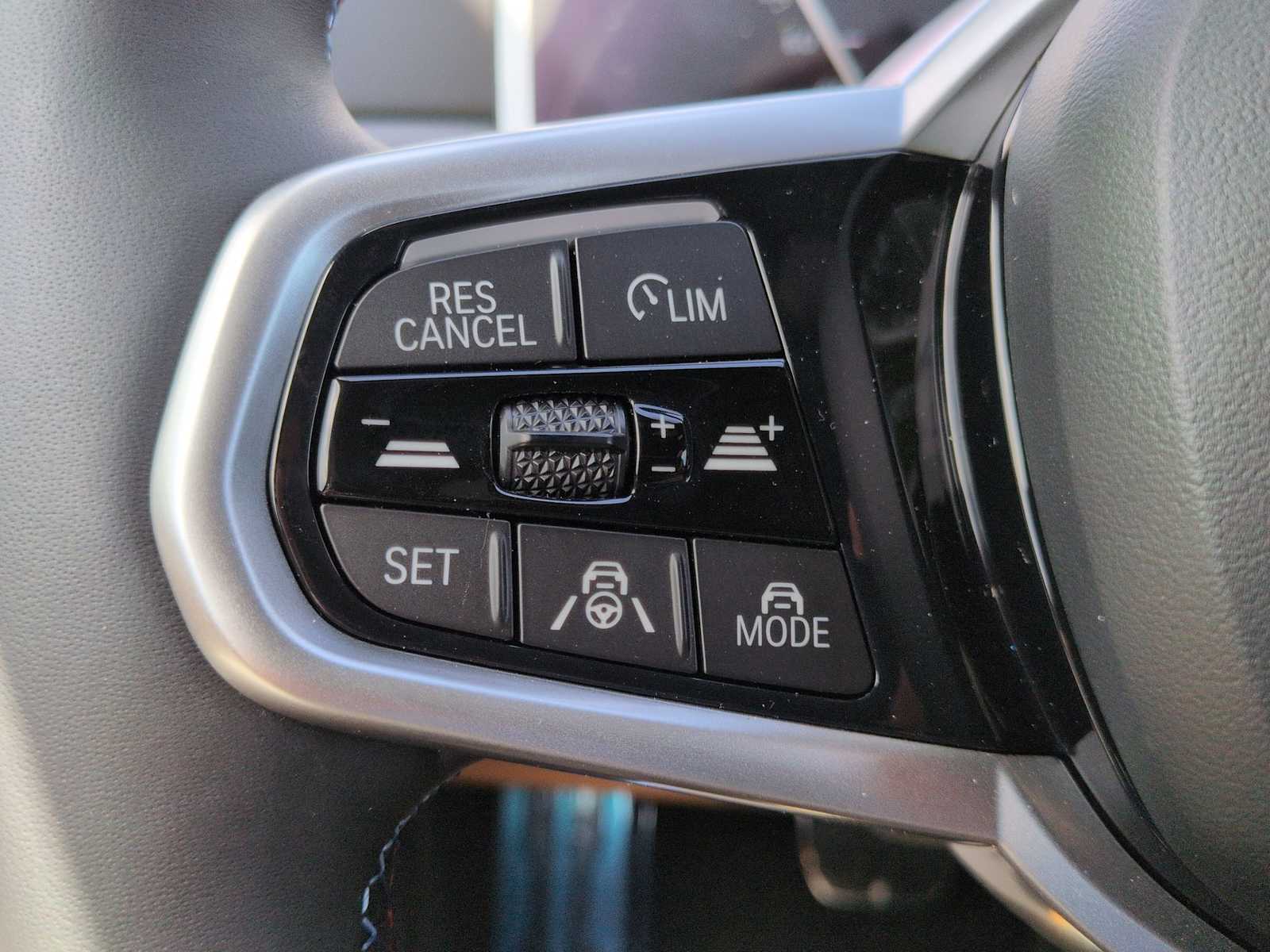 Thumbnail: 2026 BMW i4 - 26