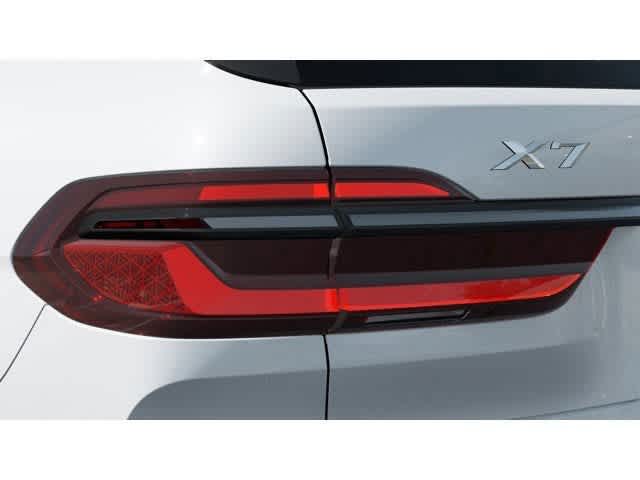 Thumbnail: 2026 BMW X7 - 8