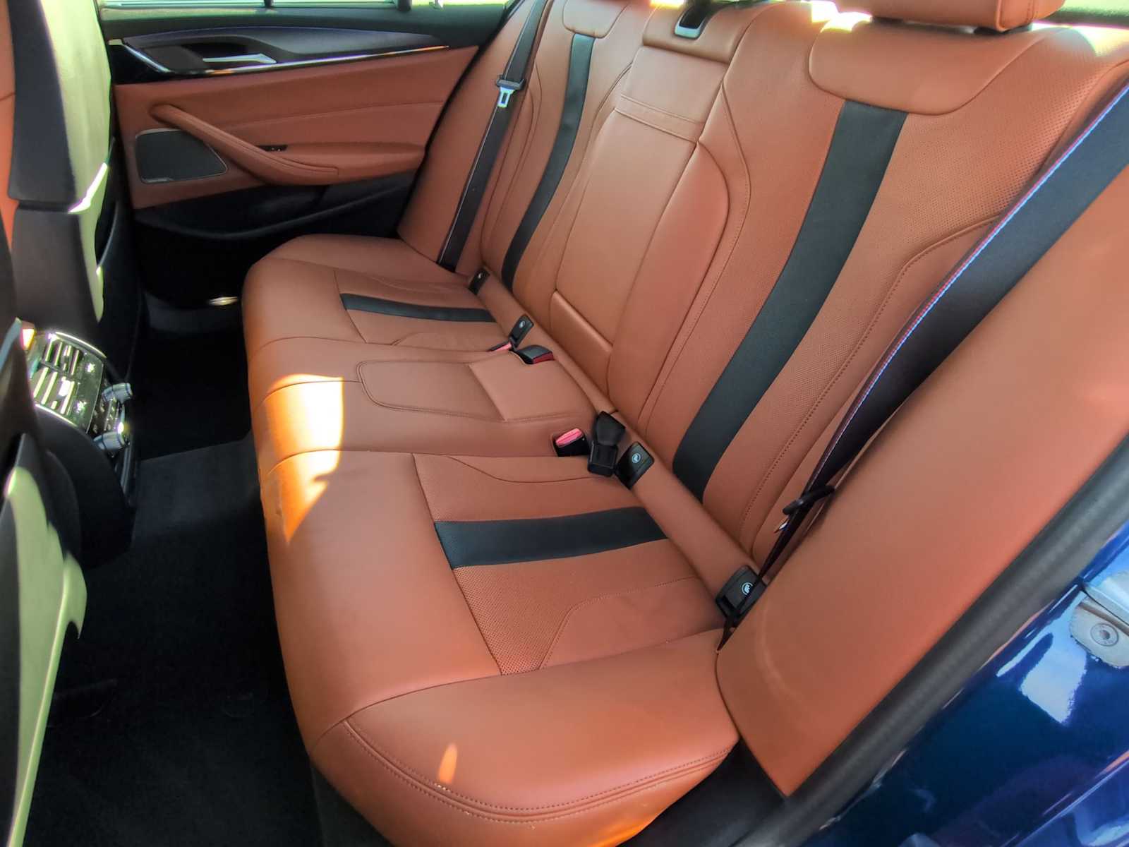 Thumbnail: 2023 BMW M5 - 19