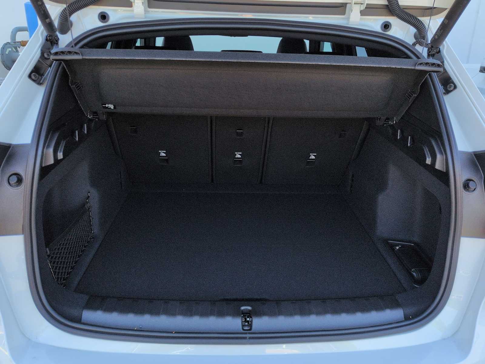 Thumbnail: 2026 BMW X1 - 36