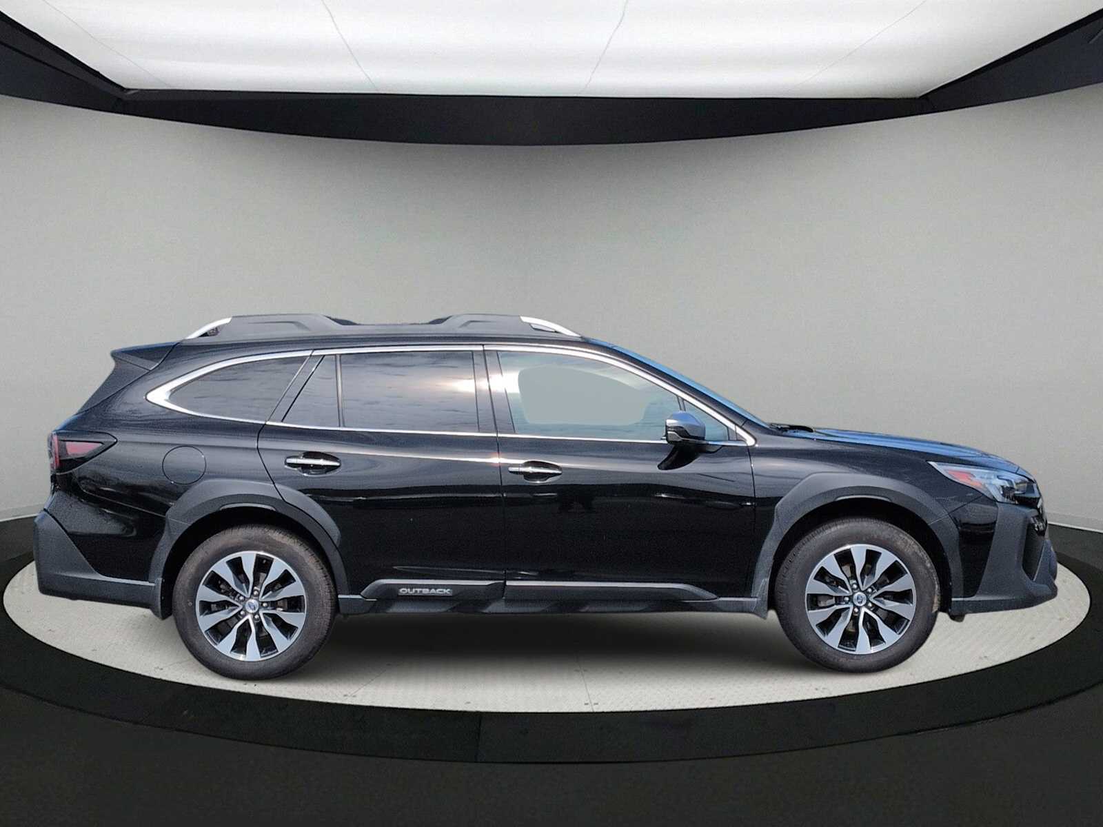 Thumbnail: 2023 Subaru Outback - 8
