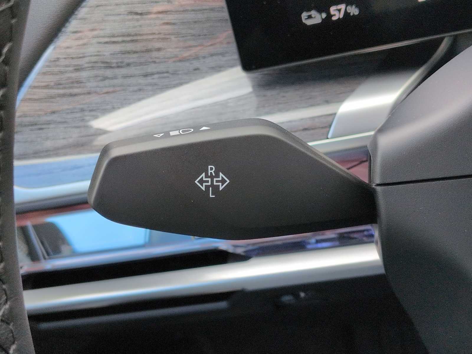 Thumbnail: 2025 BMW i7 - 29