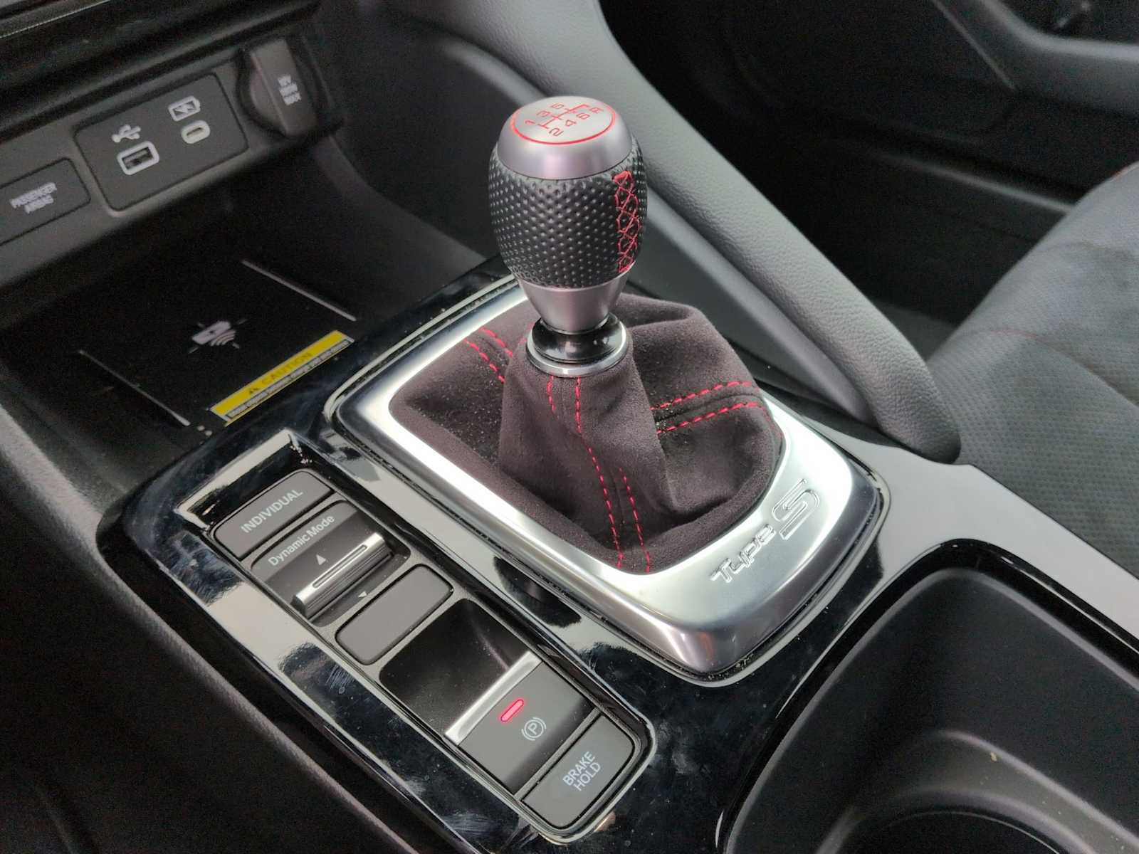 Thumbnail: 2024 Acura Integra - 33