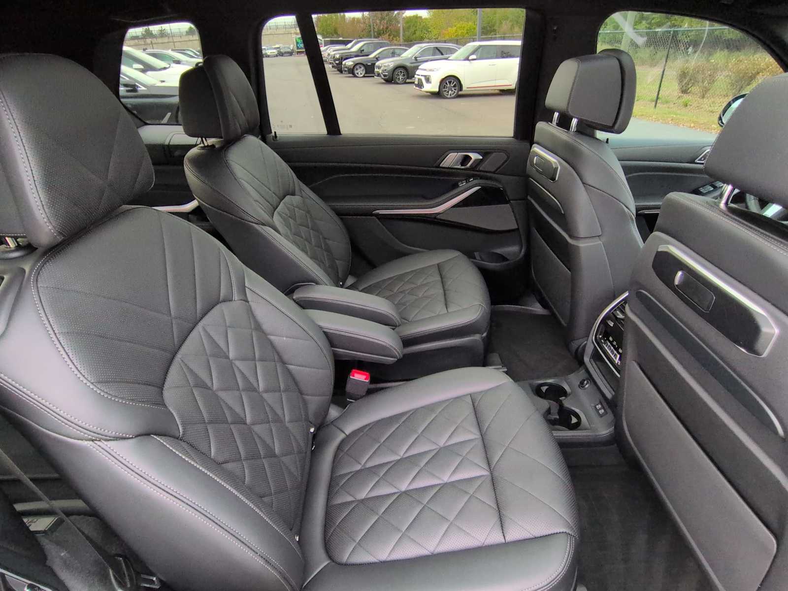 Thumbnail: 2023 BMW X7 - 22