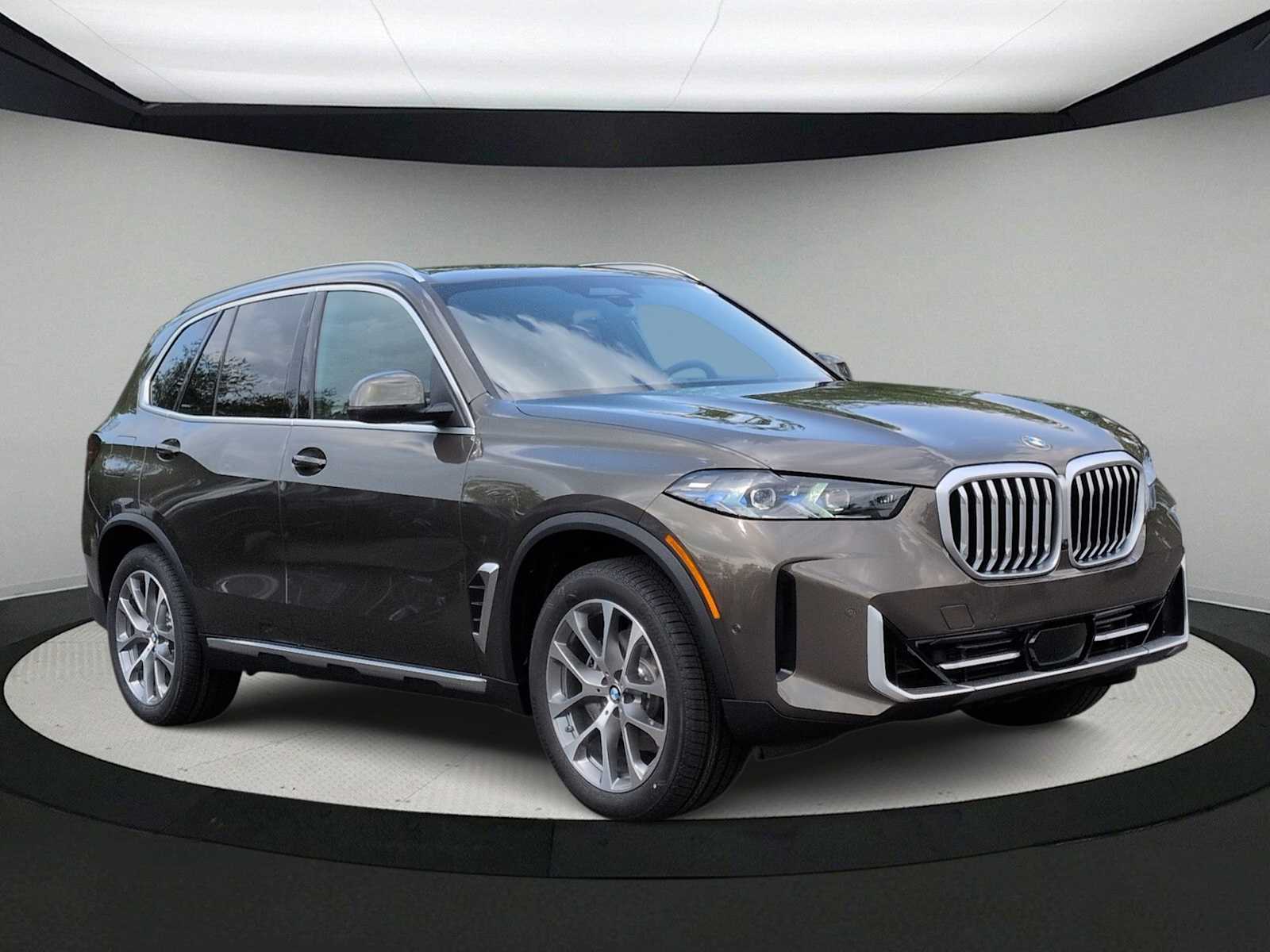 Thumbnail: 2026 BMW X5 - 2