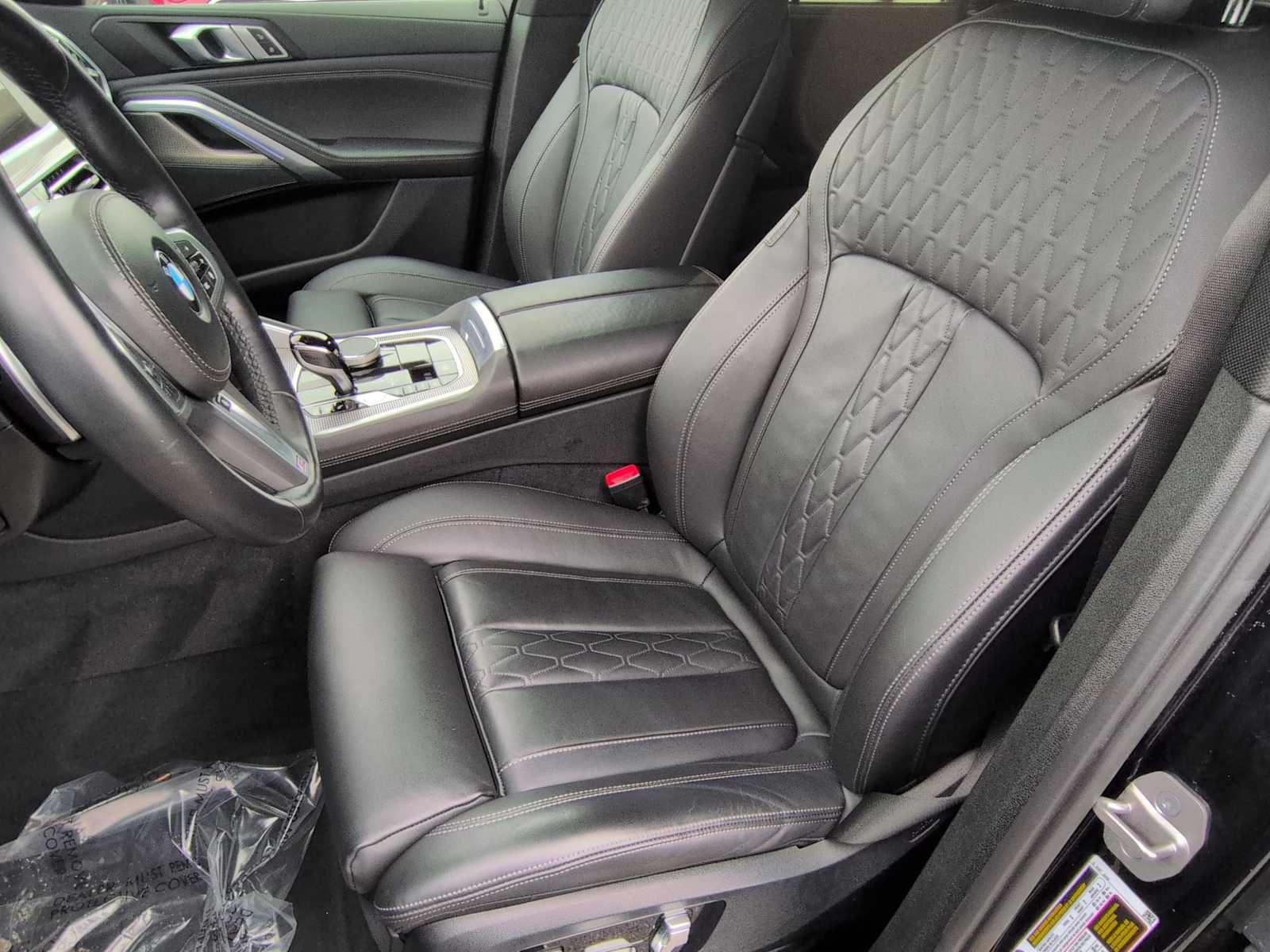 Thumbnail: 2023 BMW X6 - 16