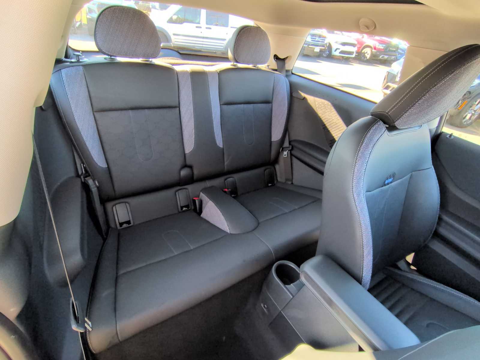 Thumbnail: 2025 MINI Cooper Hardtop - 22