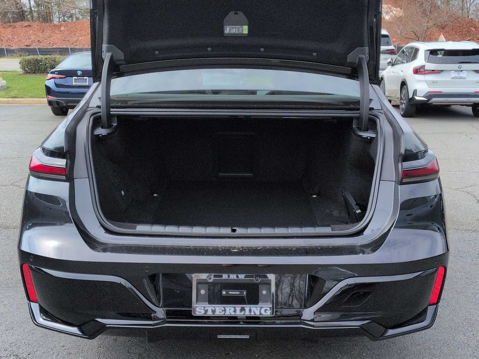 Thumbnail: 2026 BMW i7 - 36