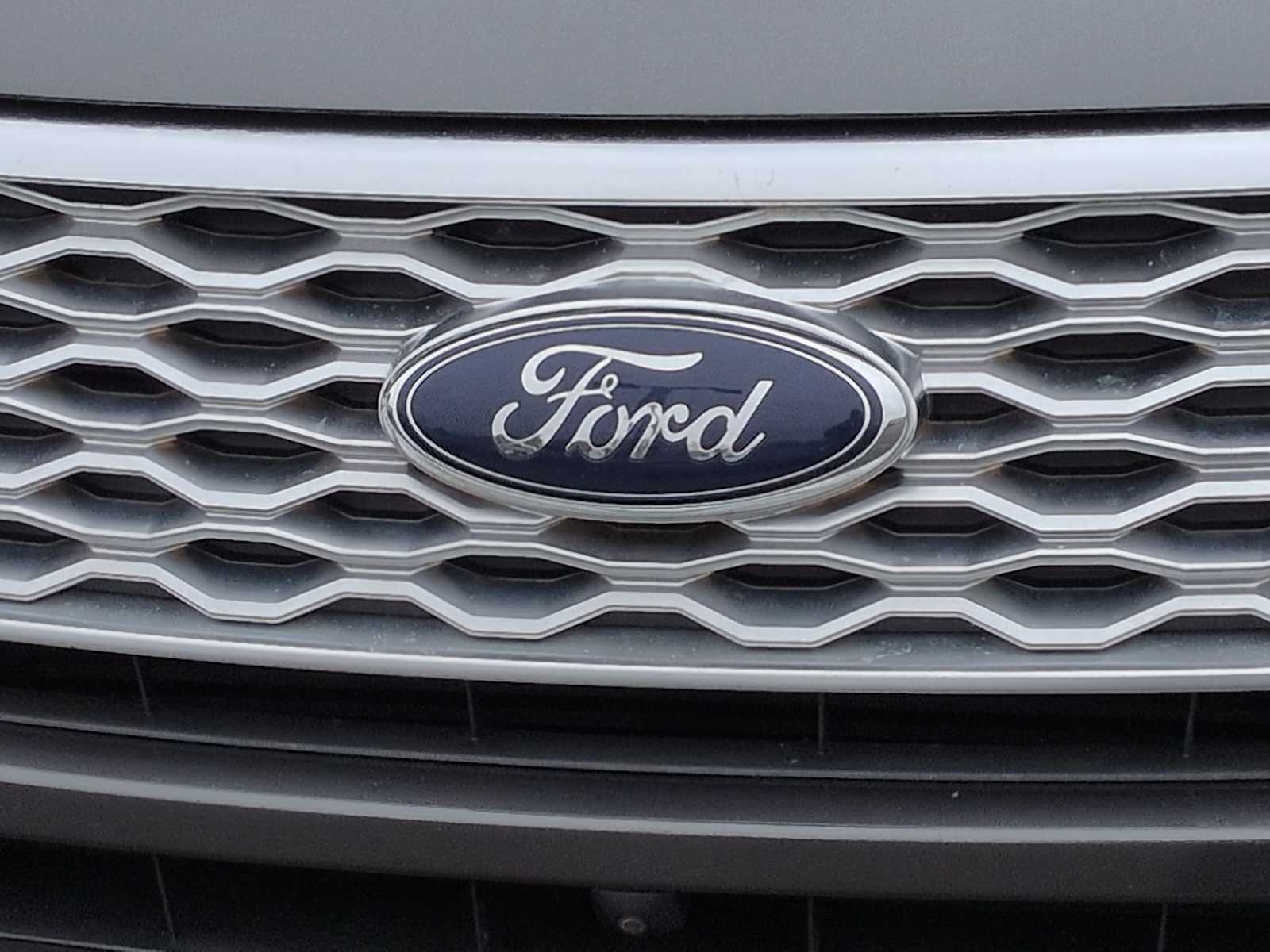 Thumbnail: 2017 Ford Explorer - 12