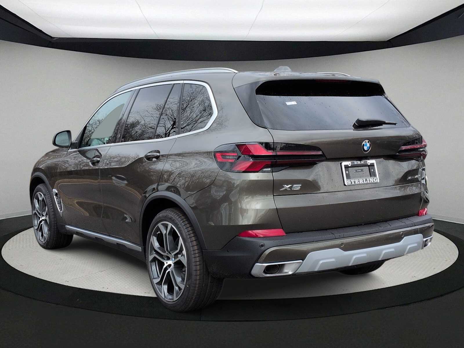 Thumbnail: 2026 BMW X5 - 6