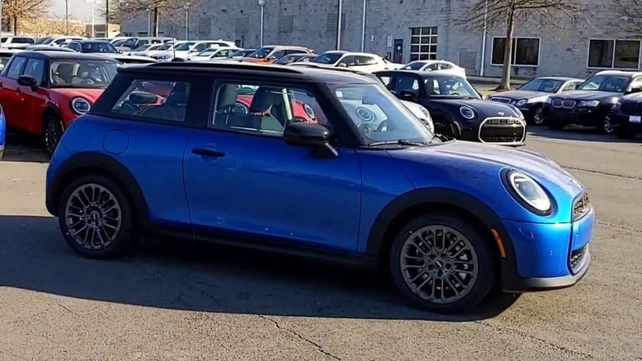 Thumbnail: 2025 MINI Cooper Hardtop - 9