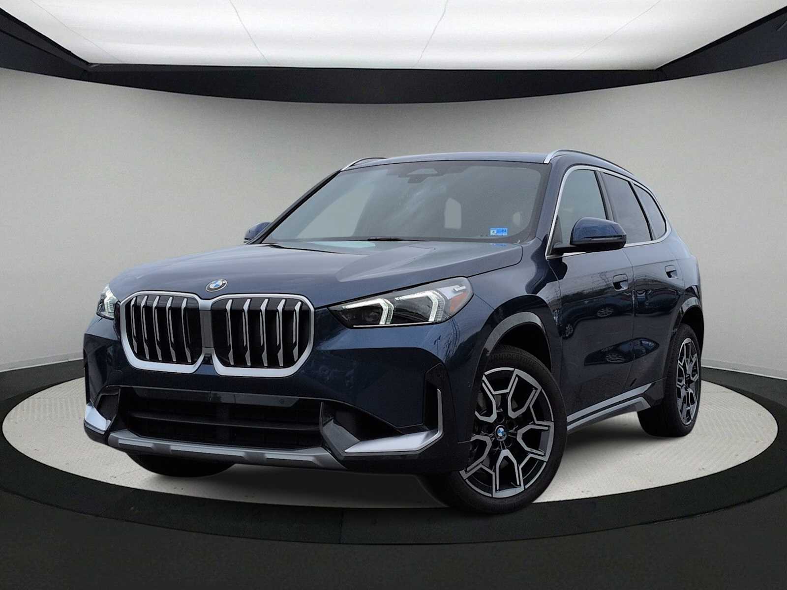 Thumbnail: 2025 BMW X1 - 1