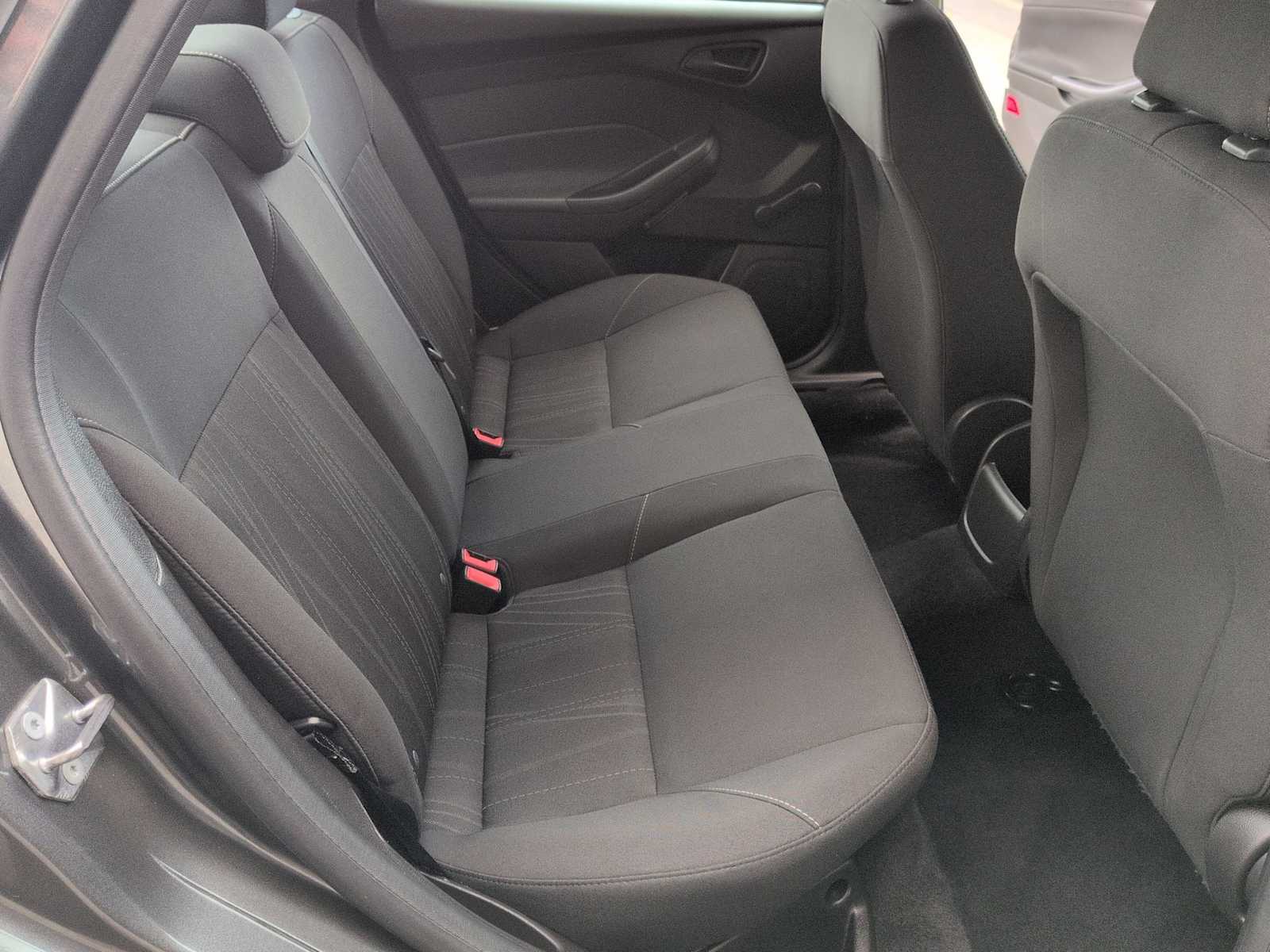 Thumbnail: 2018 Ford Focus - 20