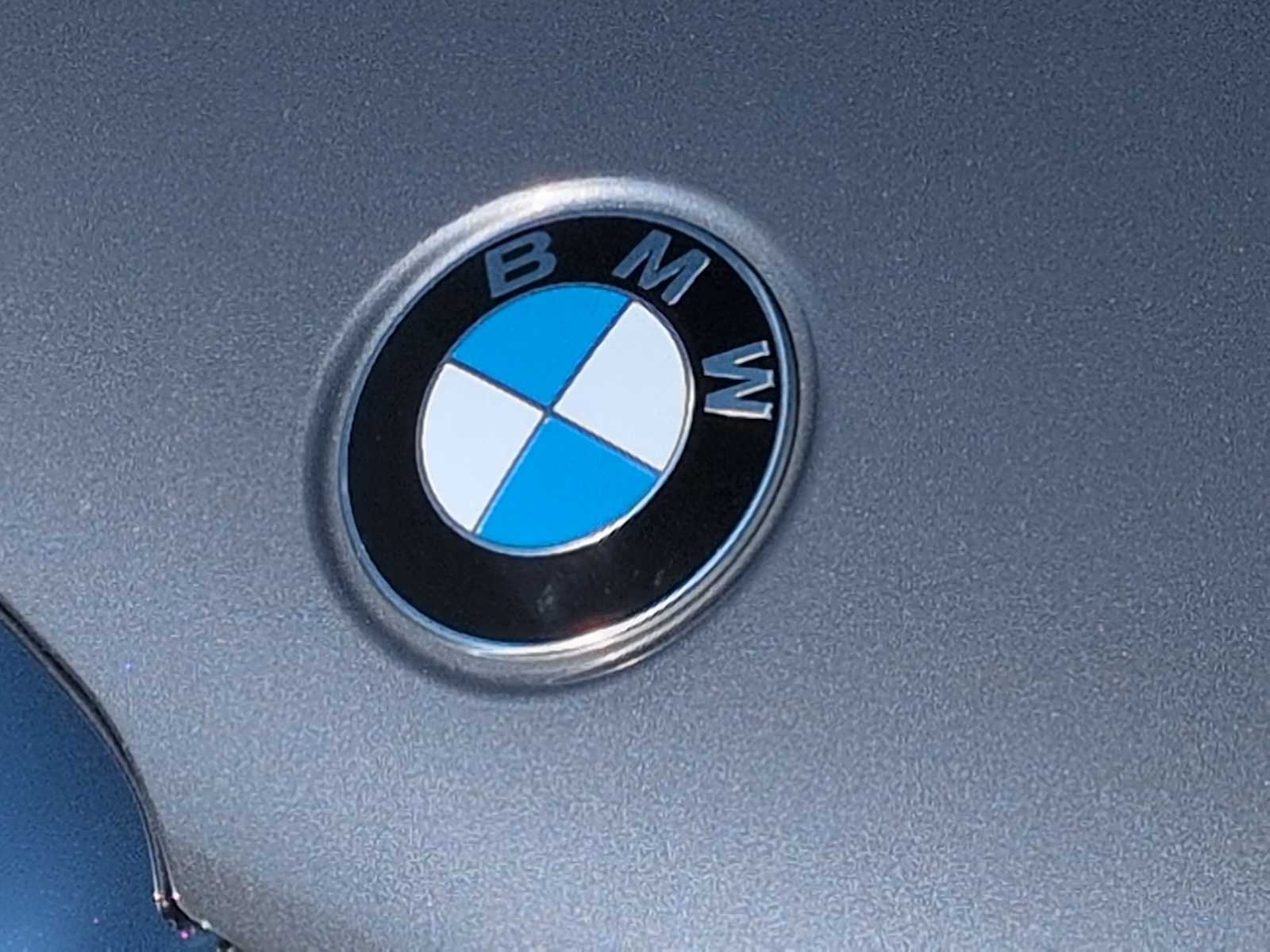 Thumbnail: 2023 BMW 5 Series - 12