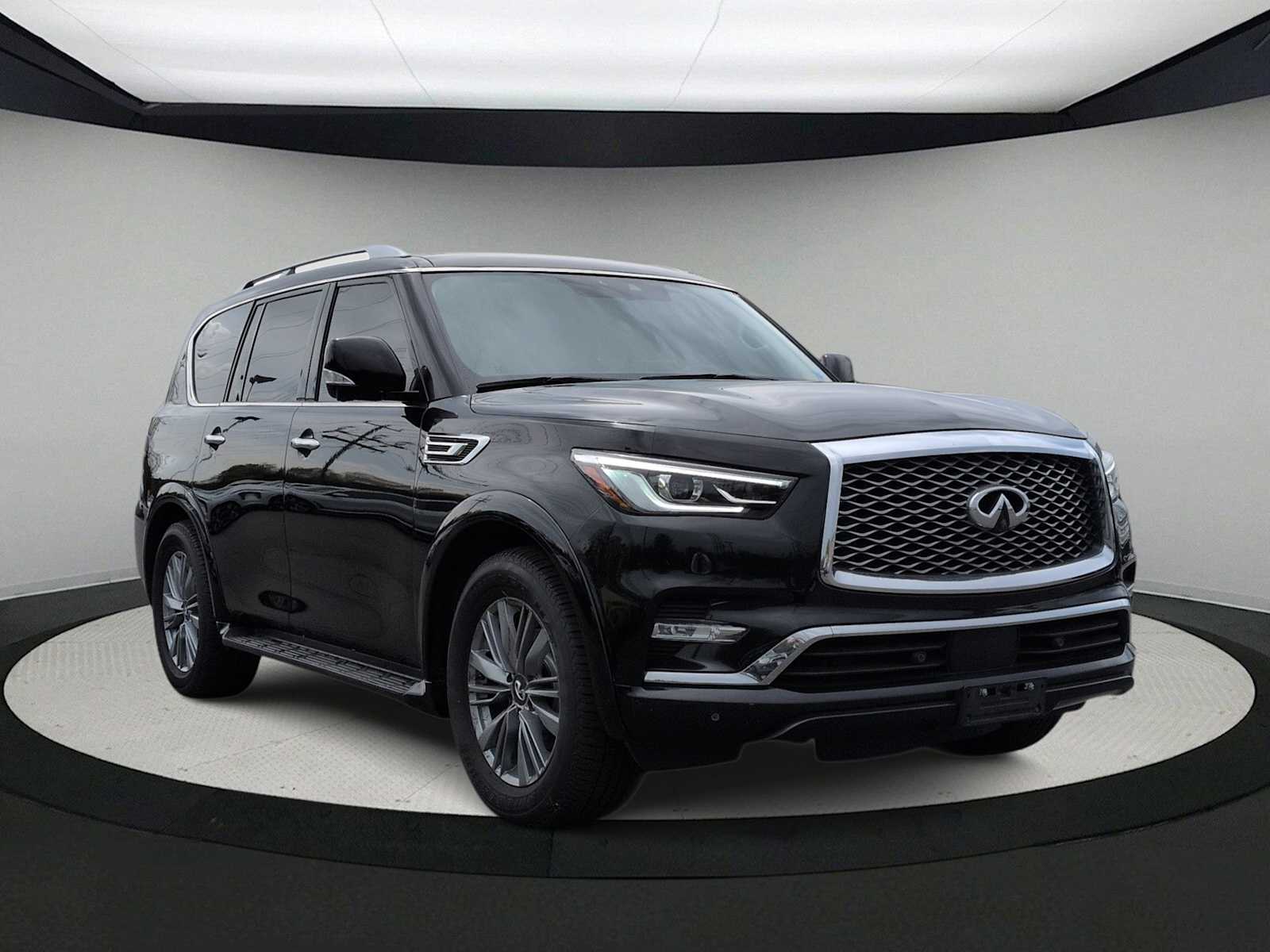 Thumbnail: 2022 INFINITI QX80 - 2
