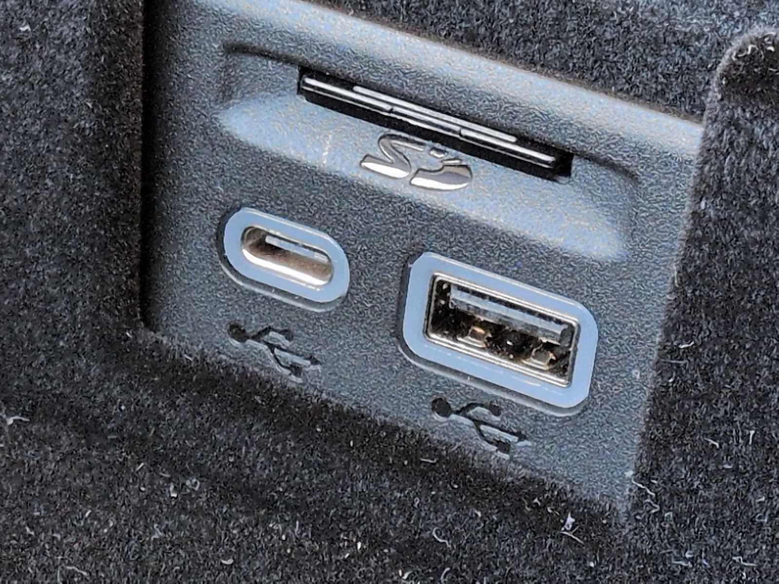 Thumbnail: 2025 Cadillac XT5 - 34