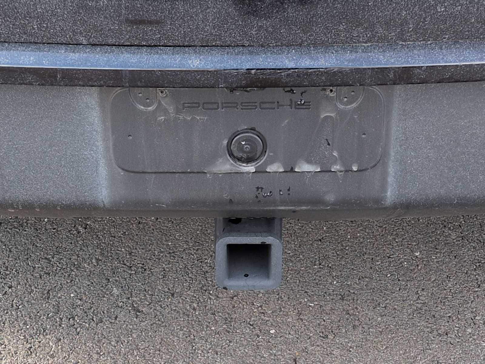 Thumbnail: 2023 Porsche Macan - 27