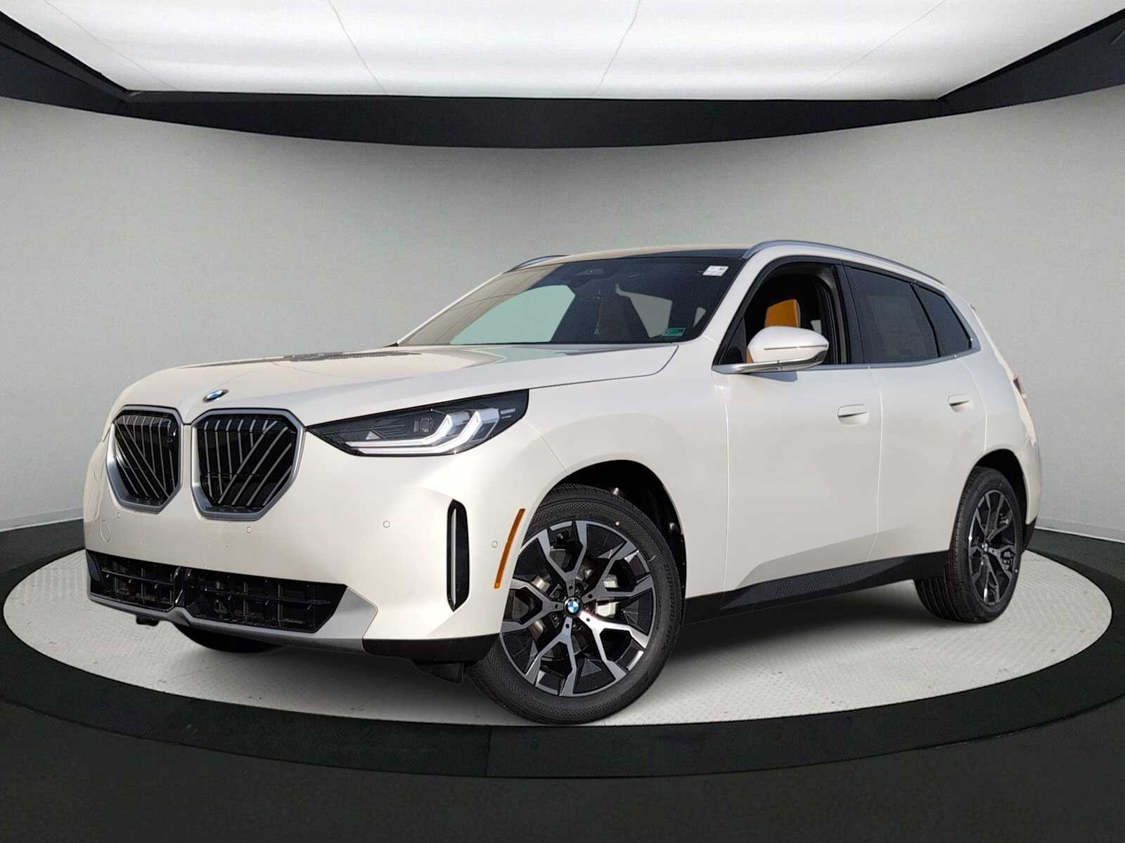 Thumbnail: 2026 BMW X3 - 1