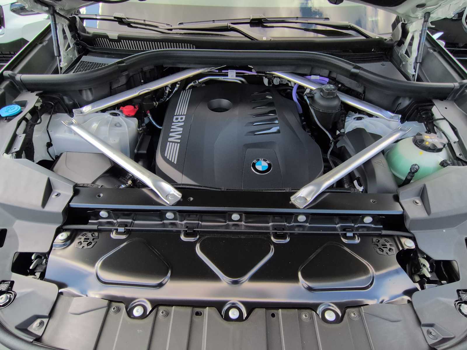 Thumbnail: 2026 BMW X5 - 15